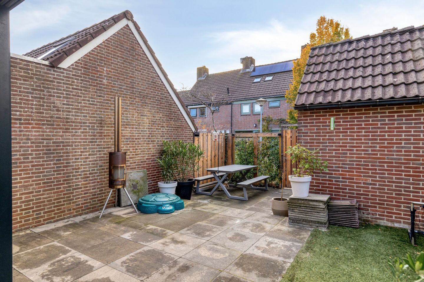 Foto 25 van Klagerstuin 138