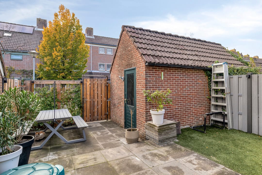 Foto 26 van Klagerstuin 138