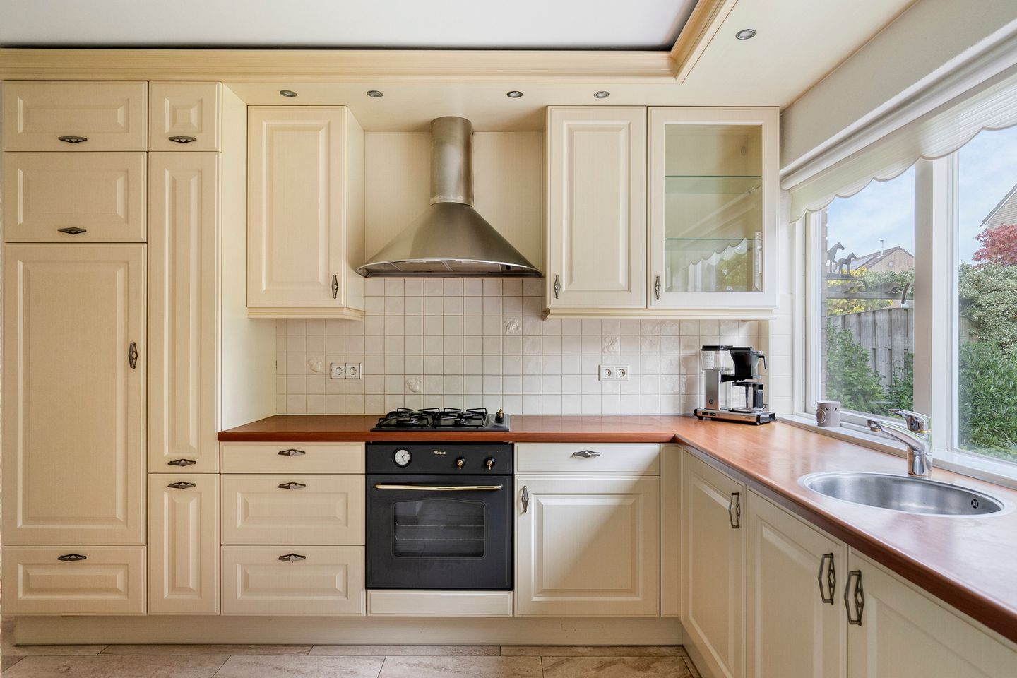 Foto 10 van Kornoeljelaan 6