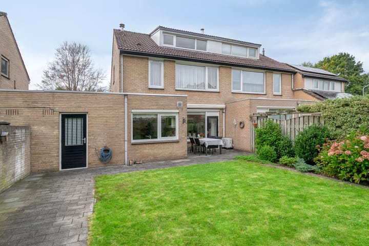 Foto 27 van Kornoeljelaan 6