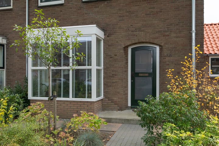 Foto 12 van Julianalaan 36