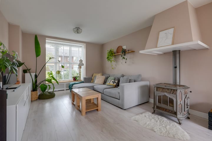 Foto 15 van Julianalaan 36