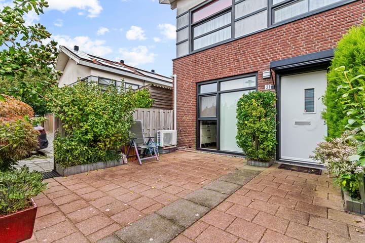 Photo 2 of Stuurboordstraat 21