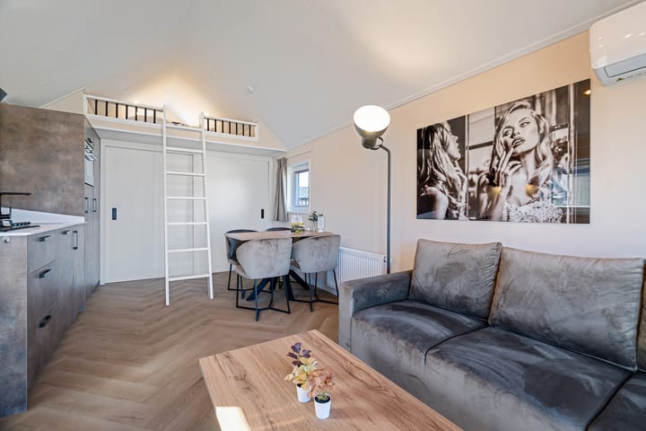 Photo 8 of Gasthuis 3-222