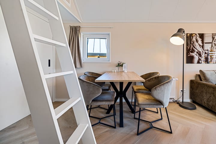 Photo 9 of Gasthuis 3-222