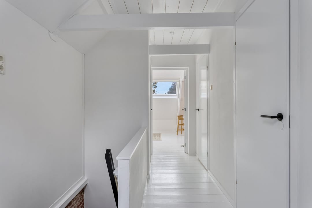 Photo 28 of Pieter Stuyvesantweg 199