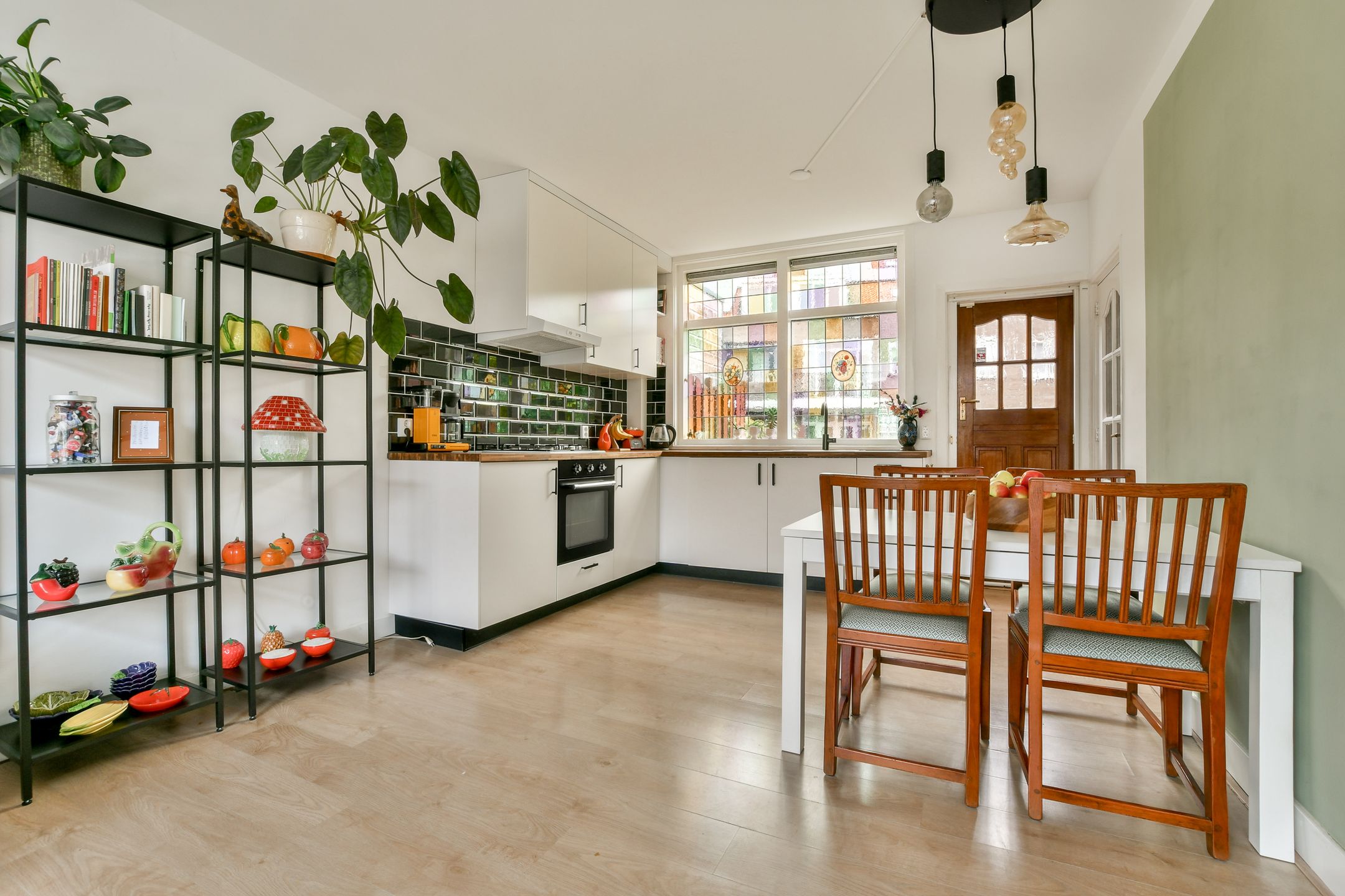 Photo 12 of Boeroestraat 91