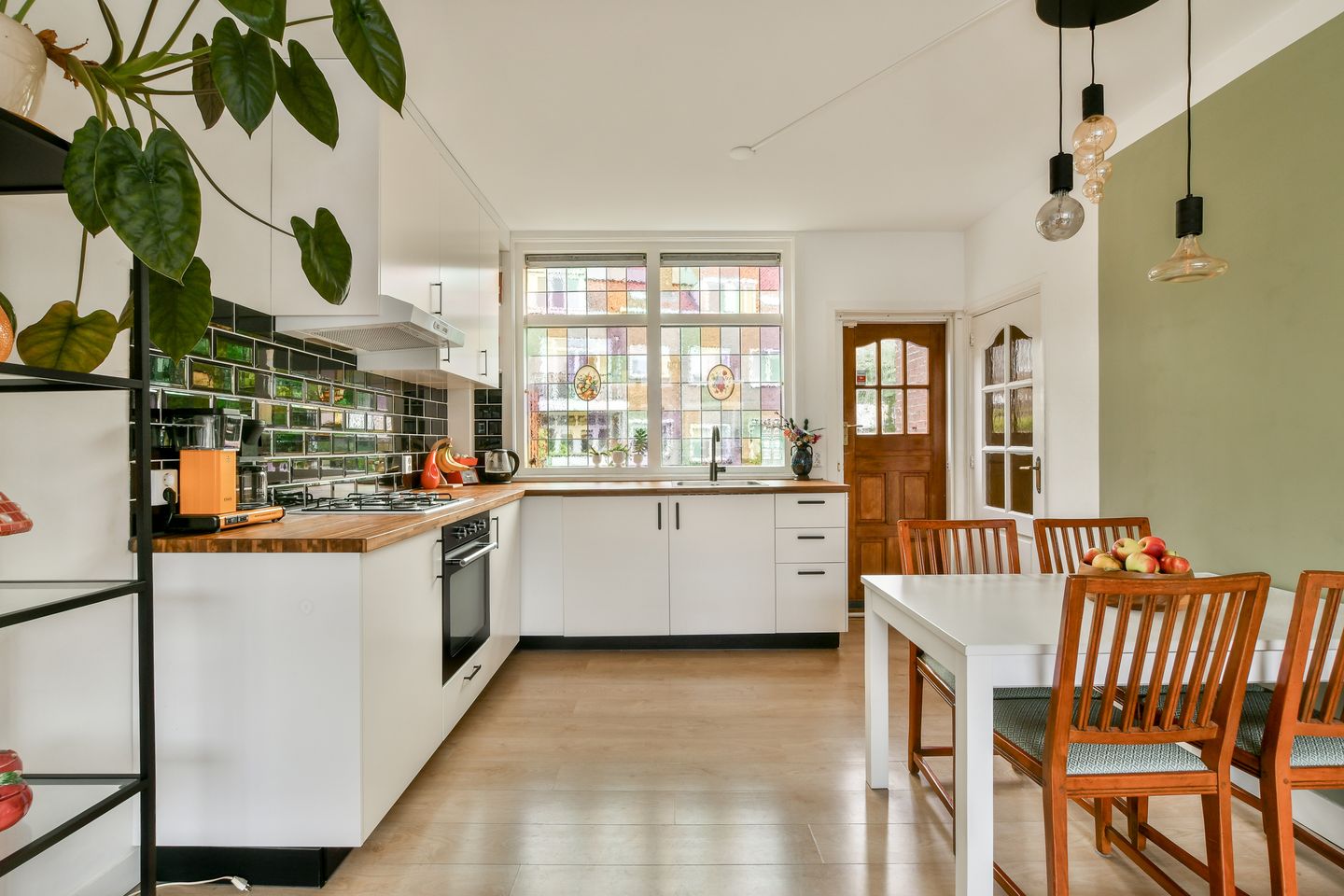 Photo 14 of Boeroestraat 91