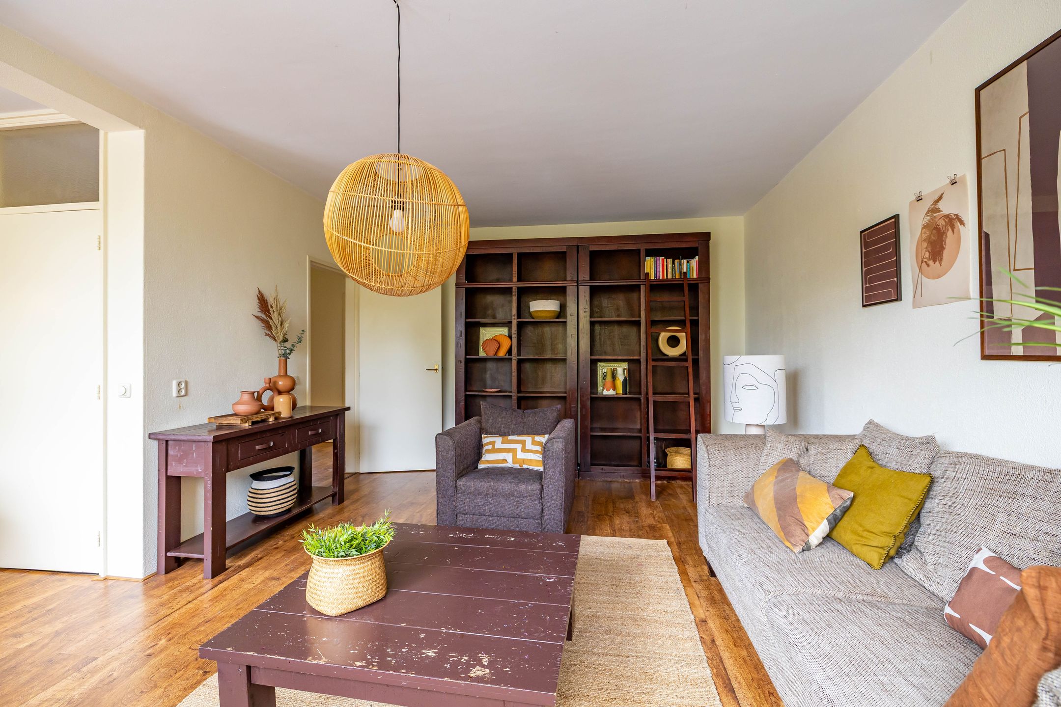 Photo 9 of Helperzoom 379