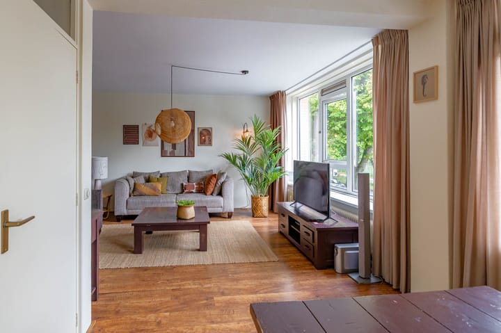 Foto 12 van Helperzoom 379