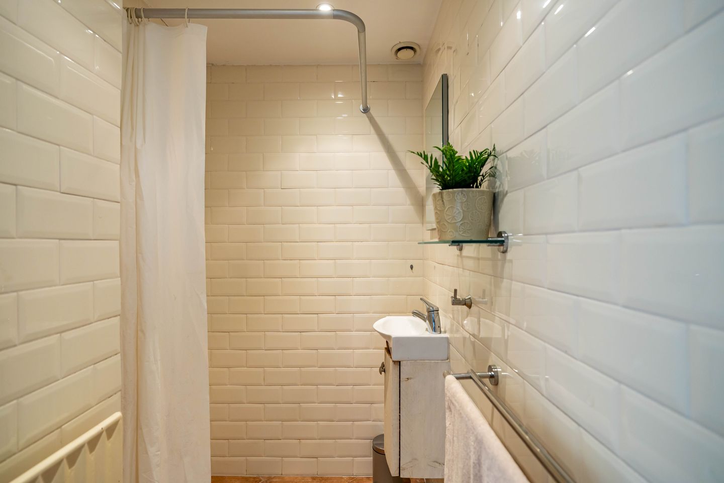 Photo 25 of Helperzoom 379