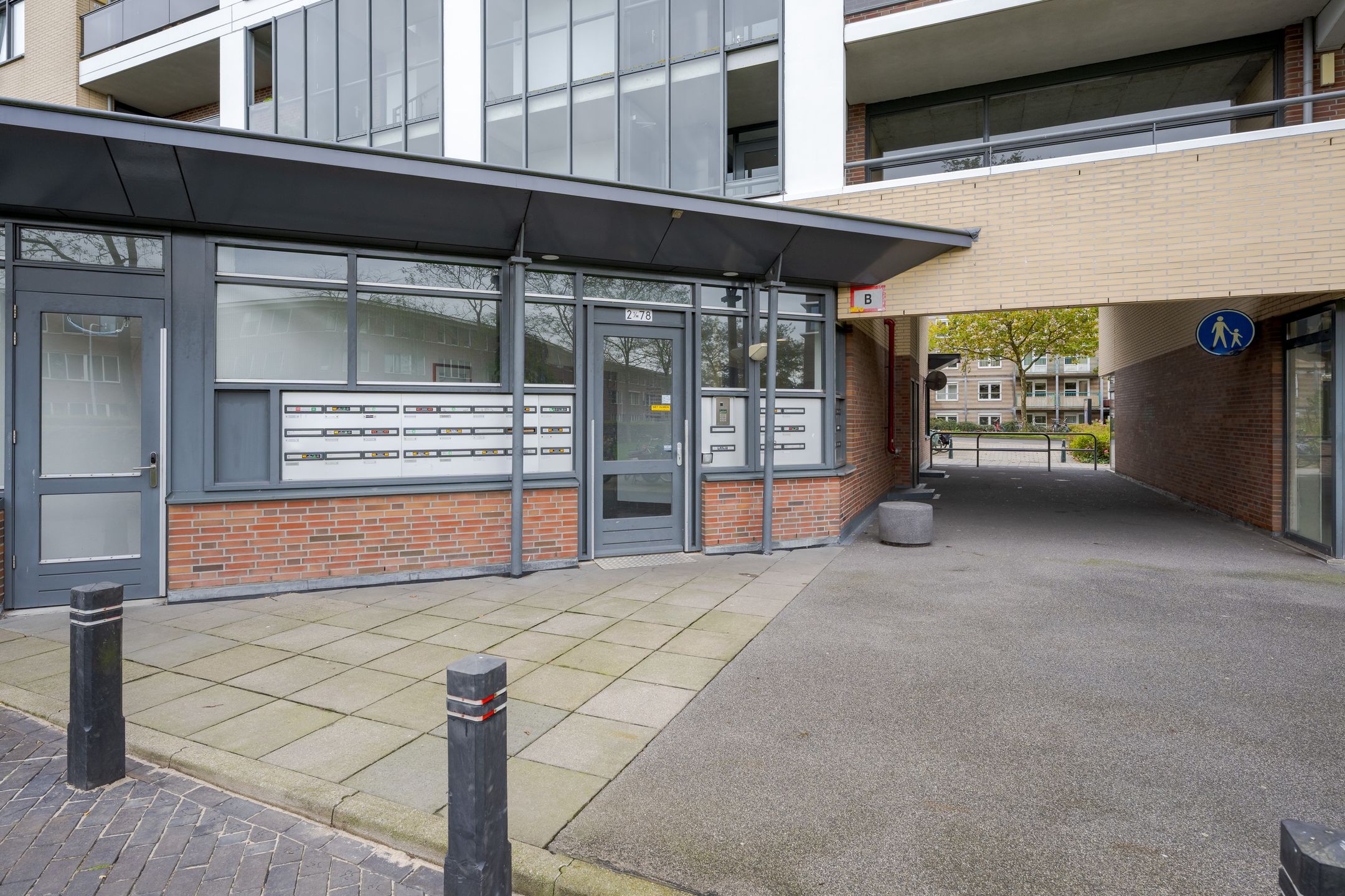 Foto 9 van Lasserstraat 8