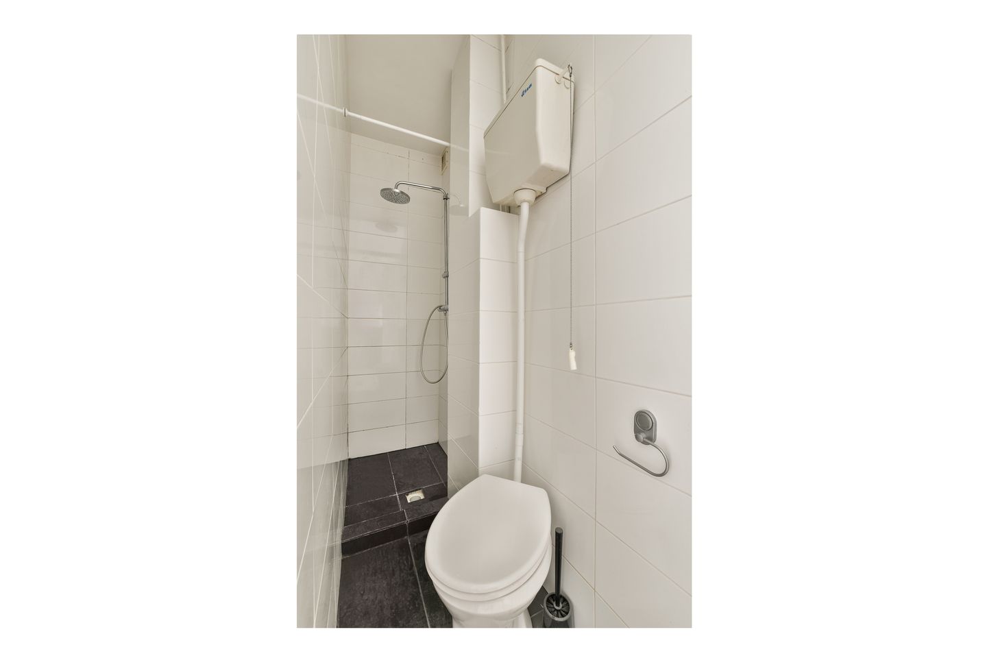 Photo 25 of Van Boetzelaerstraat 17-4