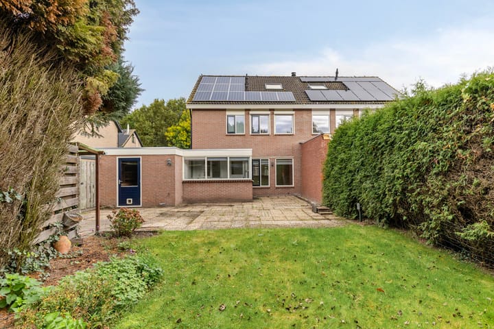 Foto 37 van Lijsterstraat 6