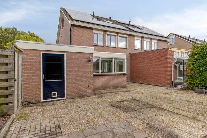 Foto 41 van Lijsterstraat 6