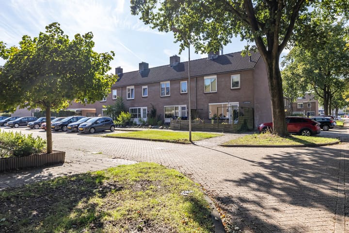 Photo 6 of Lijsterstraat 6