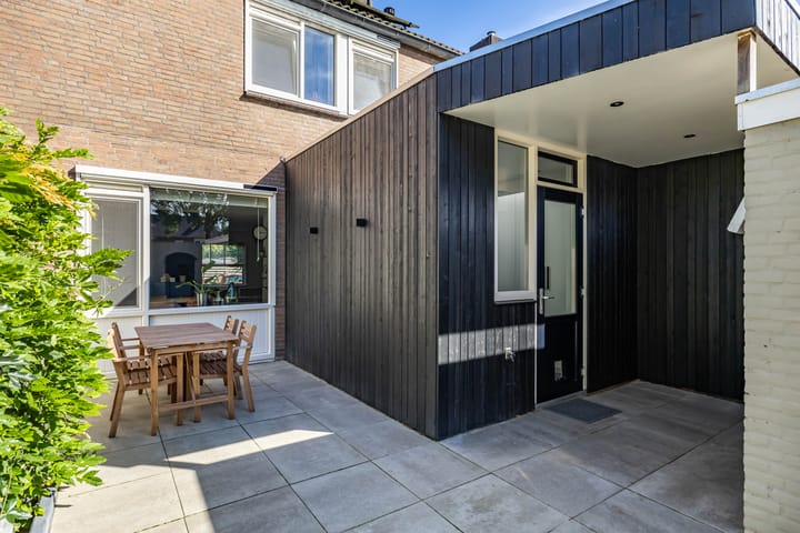 Photo 46 of Lijsterstraat 6