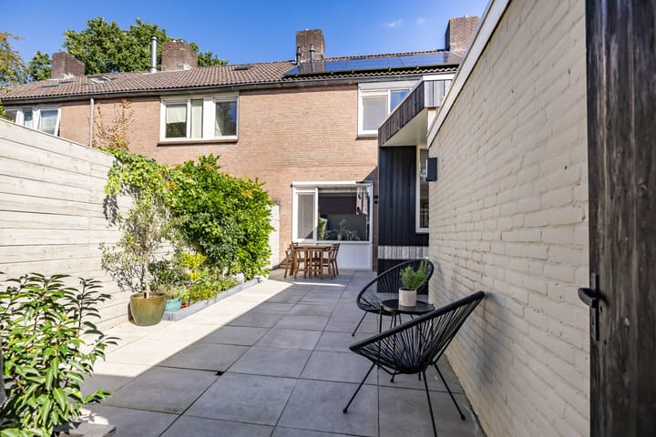 Photo 48 of Lijsterstraat 6