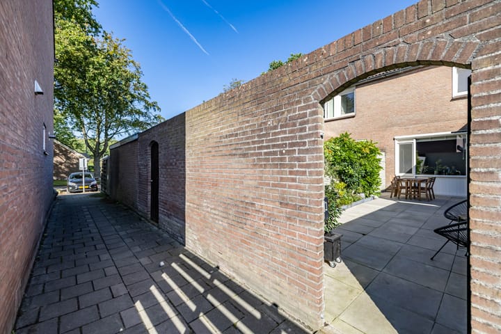 Photo 51 of Lijsterstraat 6