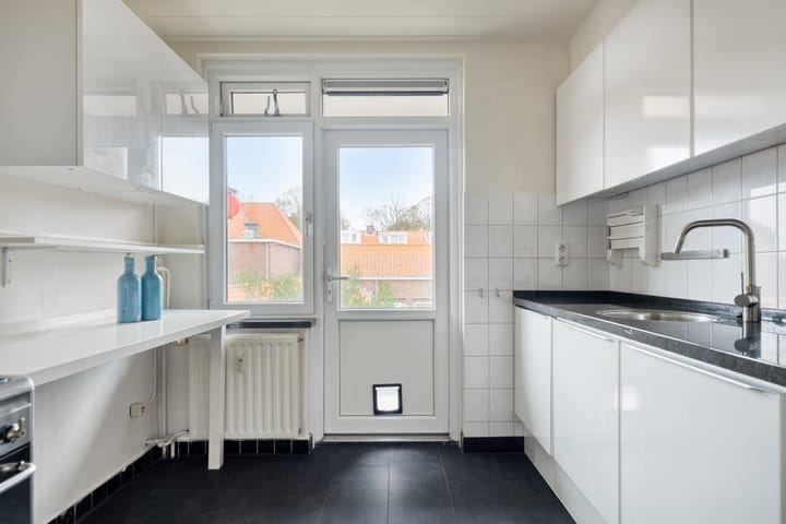 Photo 6 of Wilhelminastraat 16