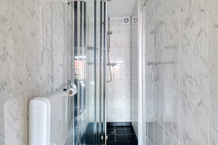 Photo 11 of Wilhelminastraat 16