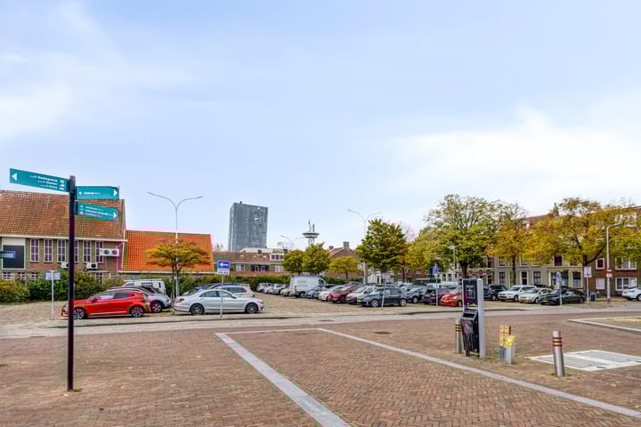 Photo 20 of Wilhelminastraat 16