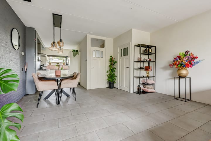 Photo 12 of Burgemeester Raijmakerslaan 107