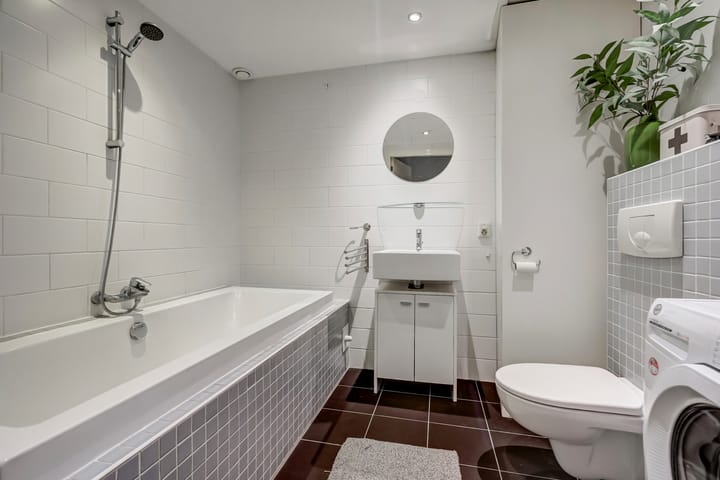 Photo 23 of Veenderweg 20-B