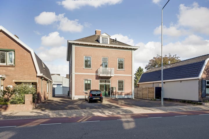 Photo 31 of Veenderweg 20-B