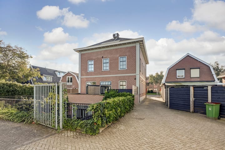 Photo 27 of Veenderweg 20-B