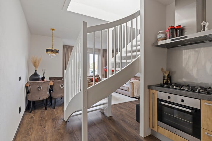 Photo 15 of Magnoliastraat 37