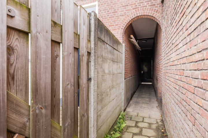 Foto 37 van Veldhovenring 5