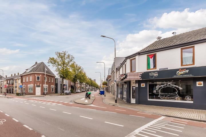 Foto 39 van Veldhovenring 5