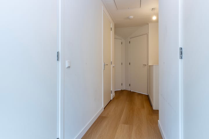 Foto 25 van Bartus Warnersweg 2-D