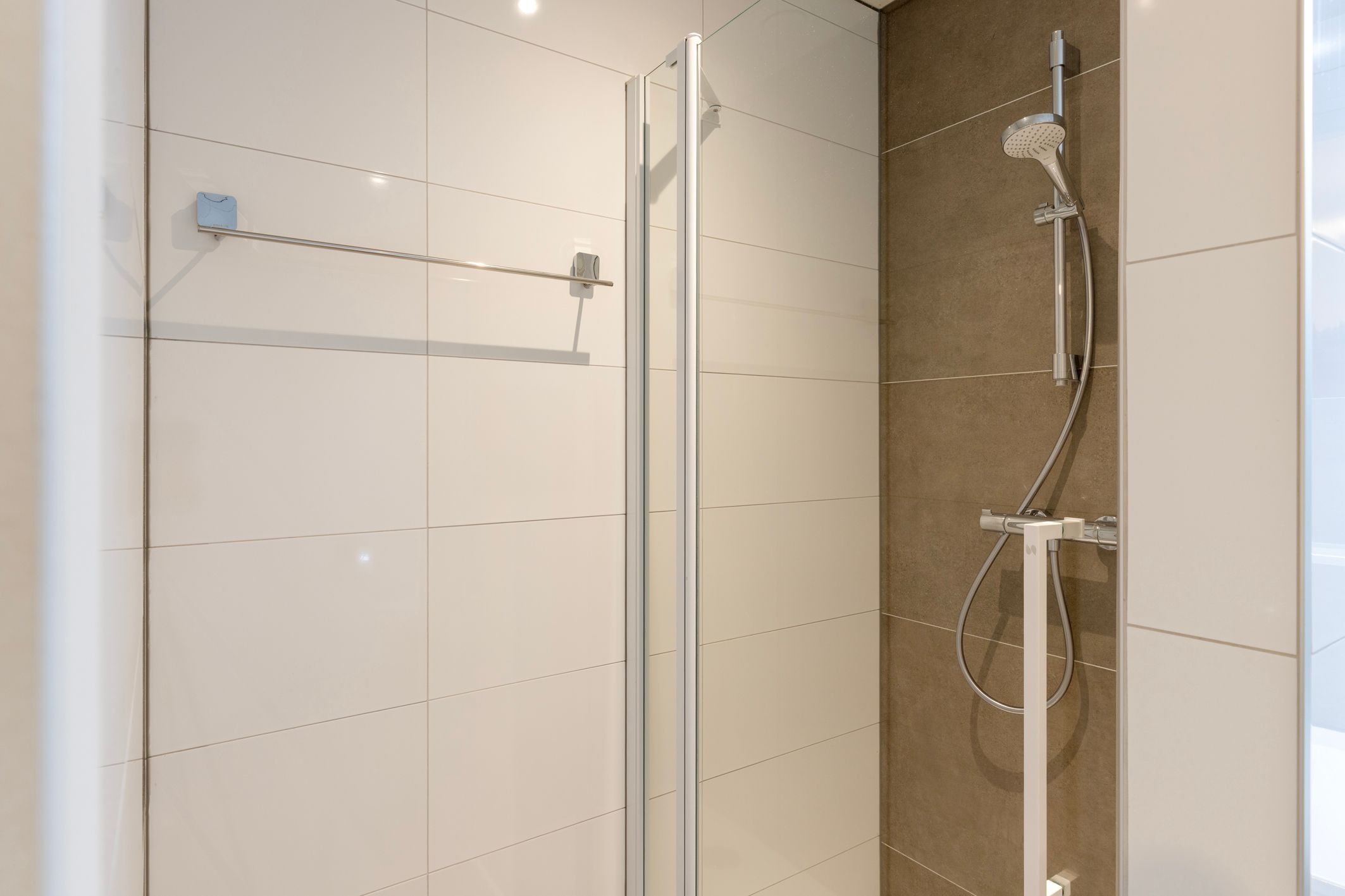 Foto 27 van Bartus Warnersweg 2-D