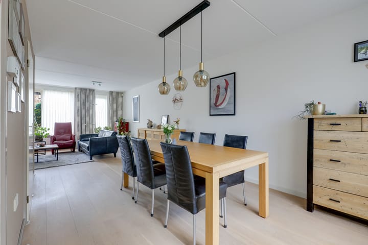 Foto 13 van Esdoornhof 3