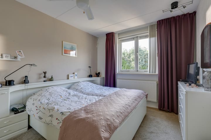 Foto 16 van Esdoornhof 3