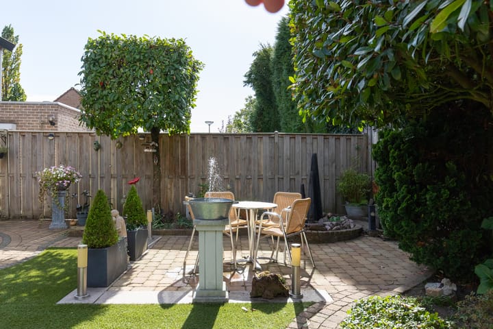 Foto 35 van Esdoornhof 3