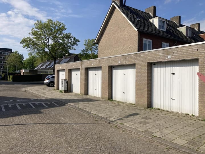 Photo 3 of Abdij van Thornstraat 21