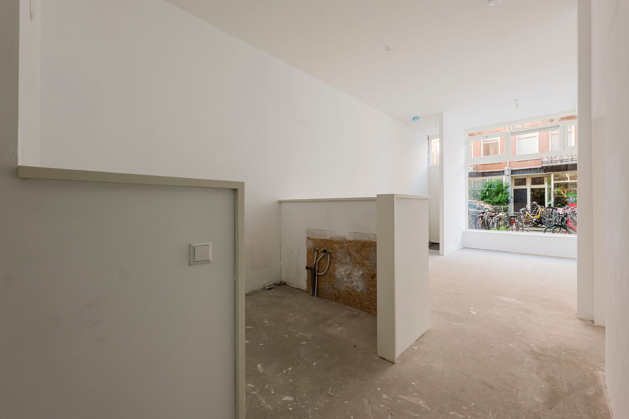 Photo 6 of Camperstraat 3-H