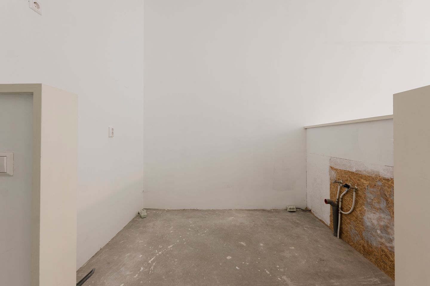 Photo 10 of Camperstraat 3-H