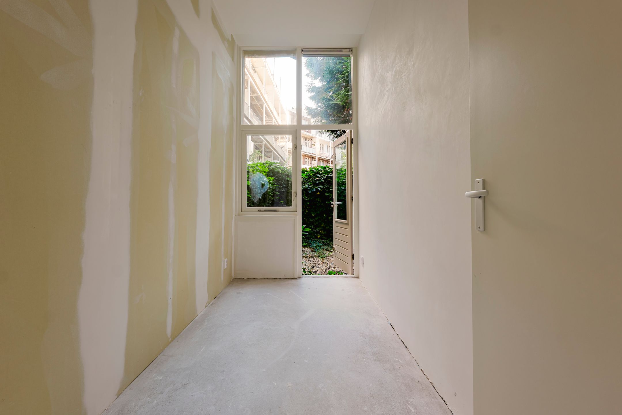 Photo 15 of Camperstraat 3-H