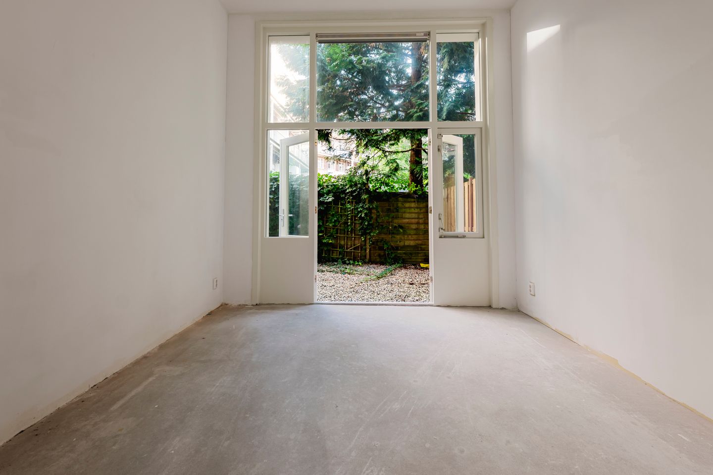 Photo 19 of Camperstraat 3-H