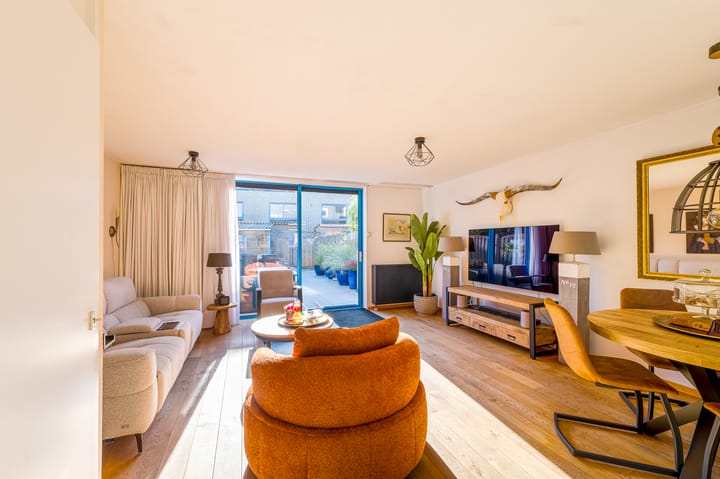 Foto 5 van Radiostraat 6-D