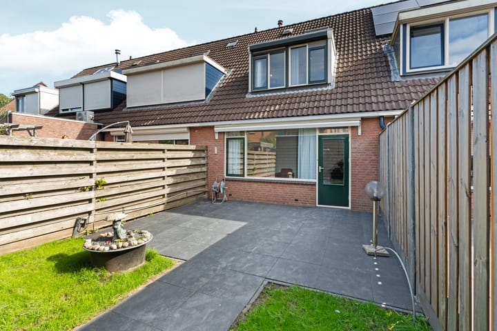 Photo 2 of Bastion 7