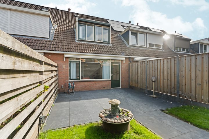 Photo 32 of Bastion 7