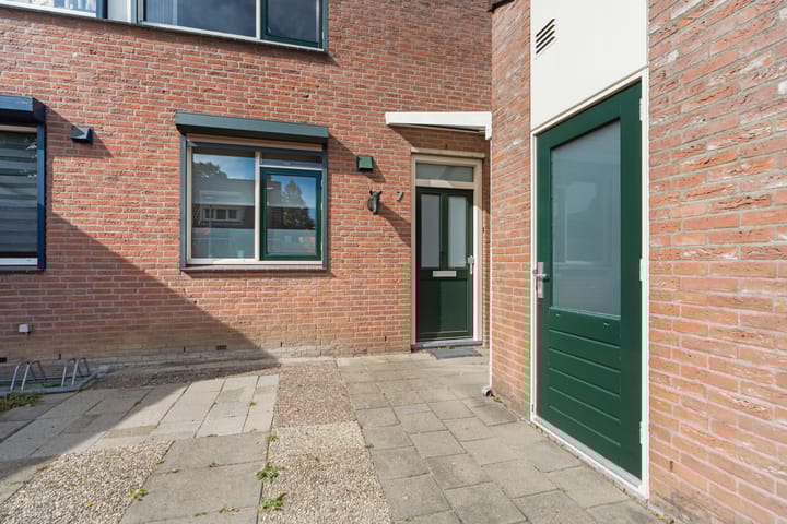 Photo 37 of Bastion 7