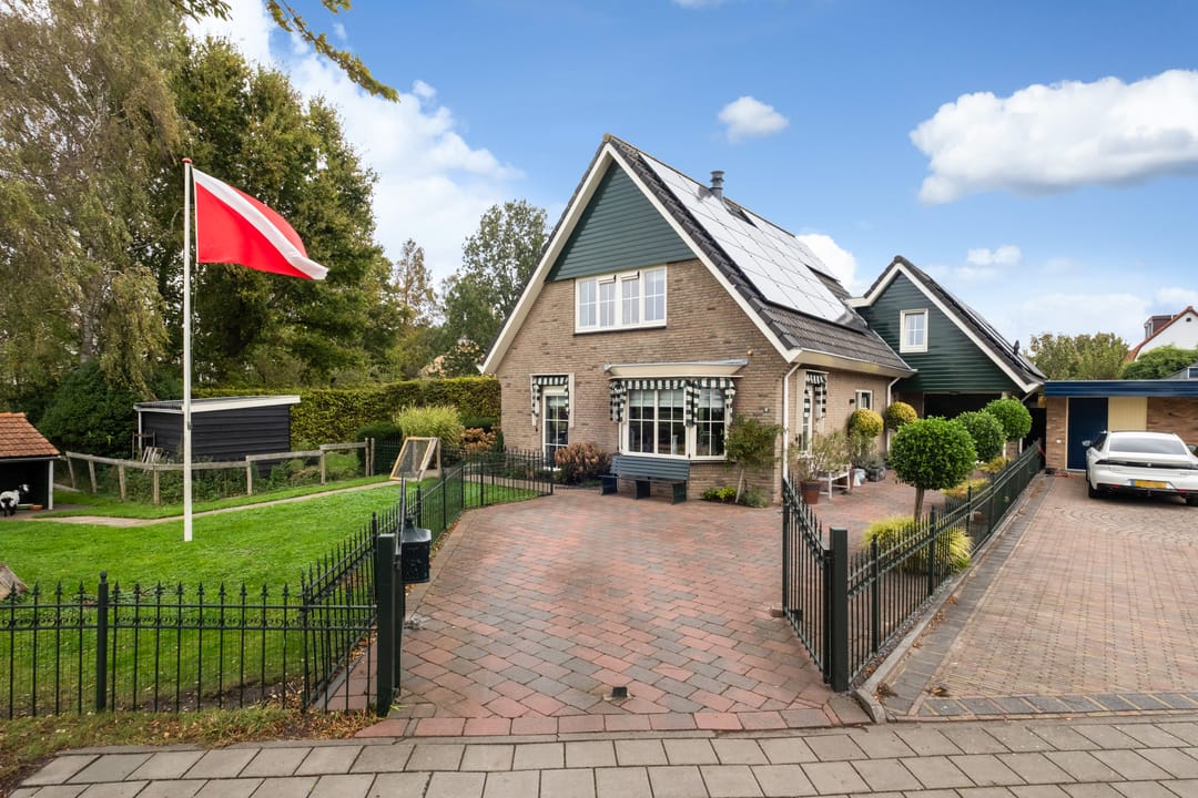 Foto 1 van Strick van Linschotenstraat 92