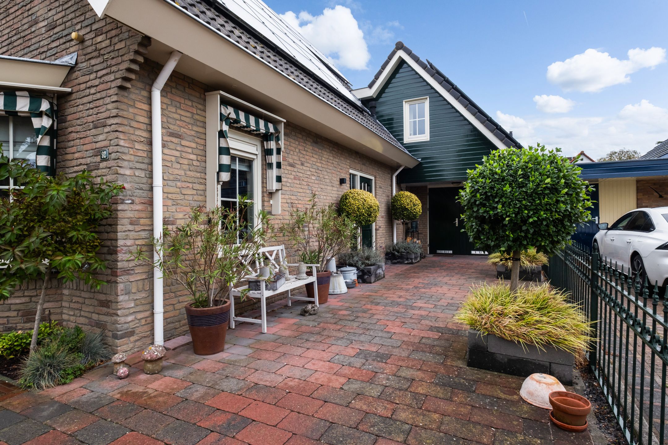 Foto 3 van Strick van Linschotenstraat 92