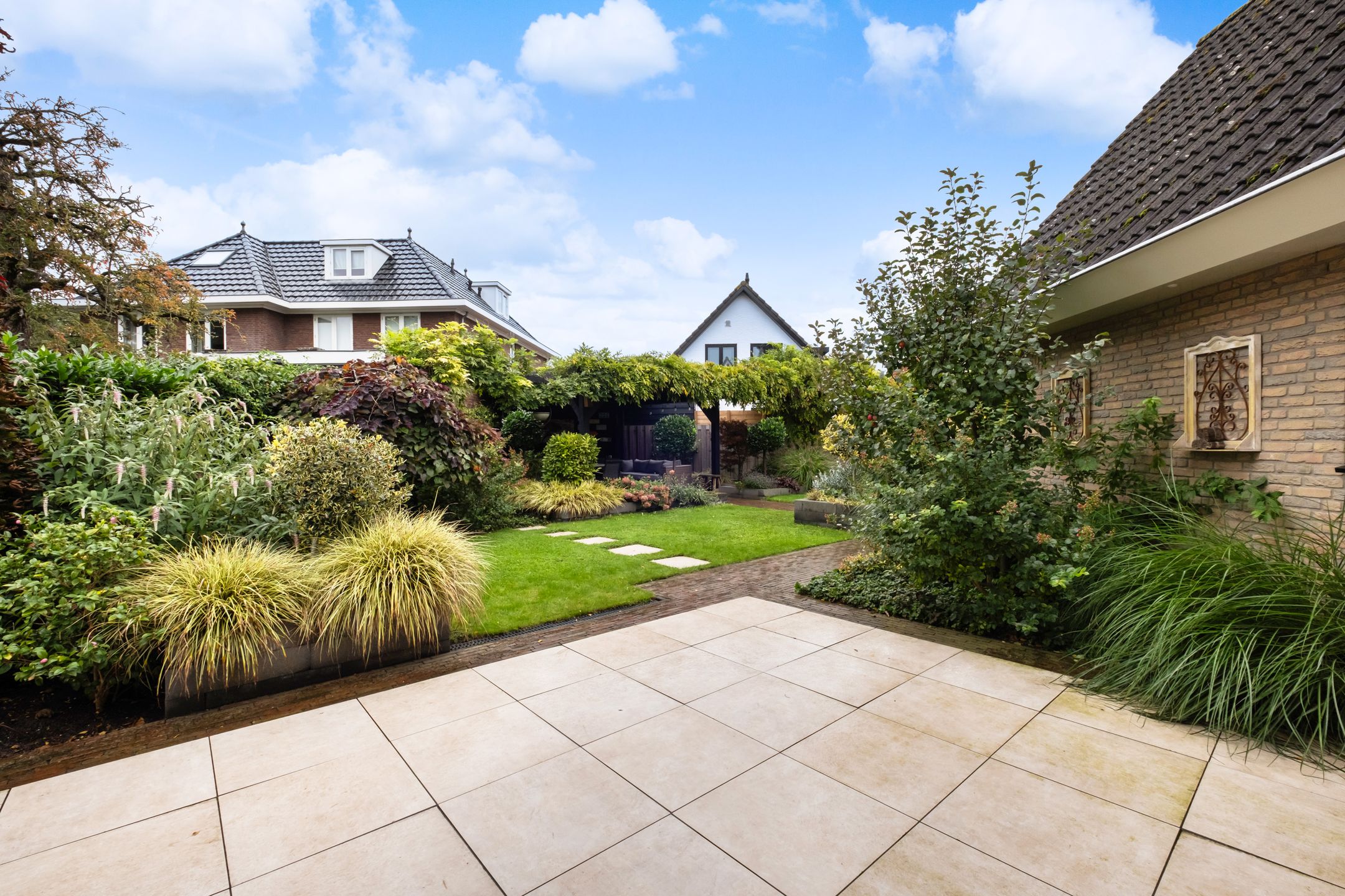 Foto 12 van Strick van Linschotenstraat 92